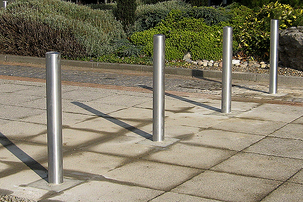 4X Bollards Stainless Steel 1000mm above ground grade 304