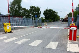 Automatic Arm Barrier 2-5m, Integral RSJ, Includes Dual Loop Detector - FAAC B680H