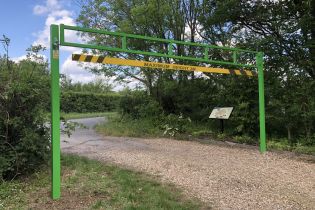 Height Restrictor EXTRA HIGH Up to 3.0M - Opening Single Leaf 3-6.5M