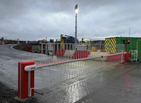 B680 HD with Top & Bottom Skirting