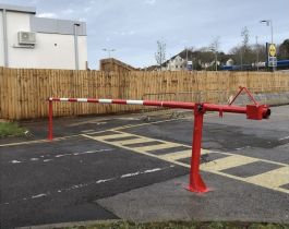 Arm Barrier Manual Lockable Balanced (3-8m). Strong Sturdy & Easy Operation'